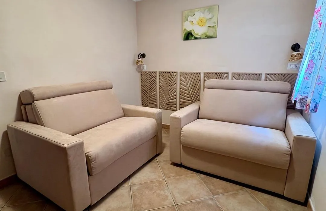 I Lecci Guesthouse-1